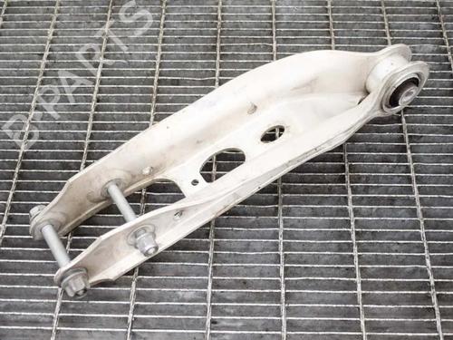 Venstre bagtil bærearm AUDI Q5 (FYB, FYG) 2.0 TDI quattro (190 hp) 16271852