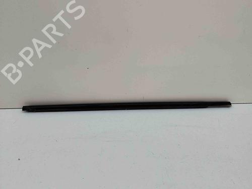 Used Door moulding trim LAND ROVER RANGE ROVER VELAR (L560) 2.0 D240 SD4 4x4 (241 hp) 29337189