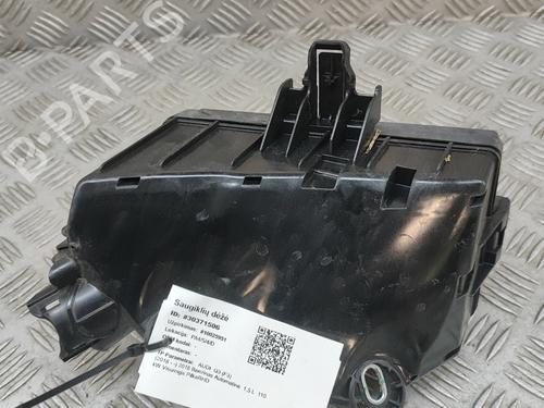 Used Fuse box AUDI Q3 (F3B) 35 TFSI (150 hp) 27789864