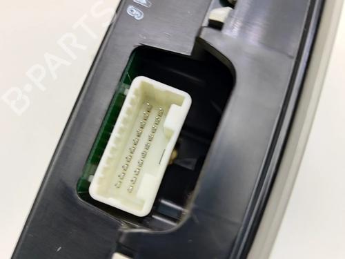 Innerbelysning LEXUS RX (_L2_) 450h AWD (GYL25_, GYL26_, GYL25, GYL26, GYL25R, GYL26R) | BP26242089I8 