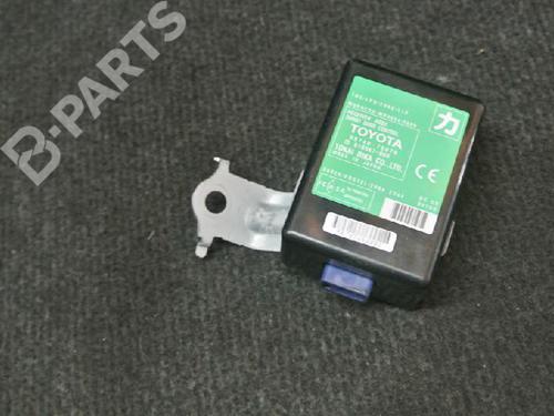 Used Electronic module LEXUS CT (ZWA10_) 200h (ZWA10_, ZWA10R) (136 hp) 7733463