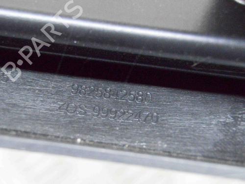 Rear bumper bracket PEUGEOT 2008 II (UD_, US_, UY_, UJ_, UR_, UC_) 1.2 PureTech 100 (USHNK) | BP14645706C159