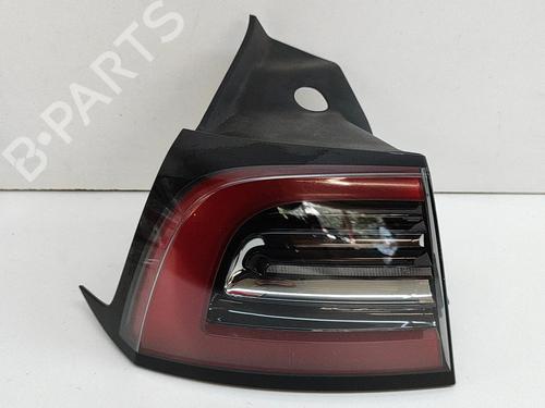 left-taillight-tesla-model-y-5yjy-2019-32754710 main image