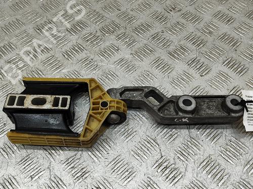 Engine mount VOLVO XC90 II (256) B5 Mild Hybrid AWD | BP28557637M89