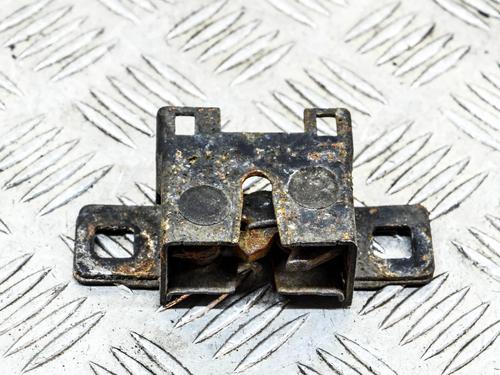 hood-lock-land-rover-discovery-iv-l319-30-4x4-2009-2010-2011-2012-2013-2014-2015-2016-2017-2018-11831974 main image