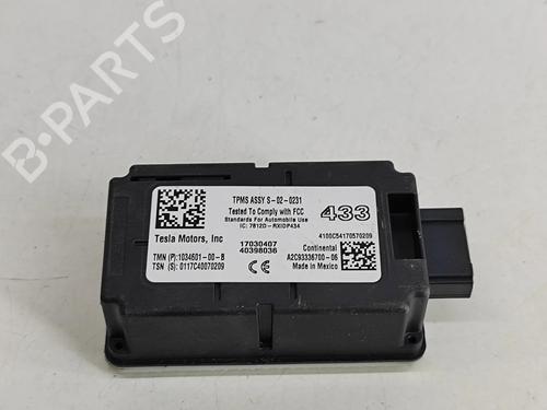 Used Electronic module Electronic module TESLA MODEL X (5YJX) P100D AWD (772 hp) 19256013 19256013