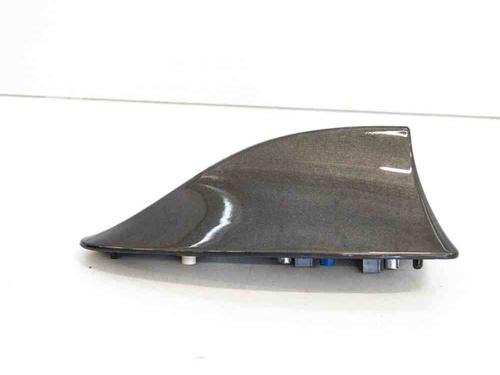 Used Antenna/Base BMW 5 (F10) ActiveHybrid (340 hp) 8827509