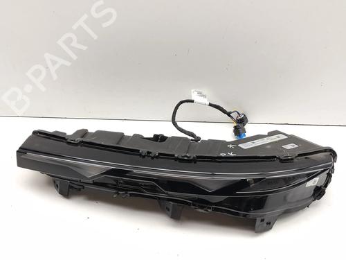 Used Left daytime light Left daytime light BMW XM (G09) XM All-wheel Drive (653 hp) 39656547 39656547