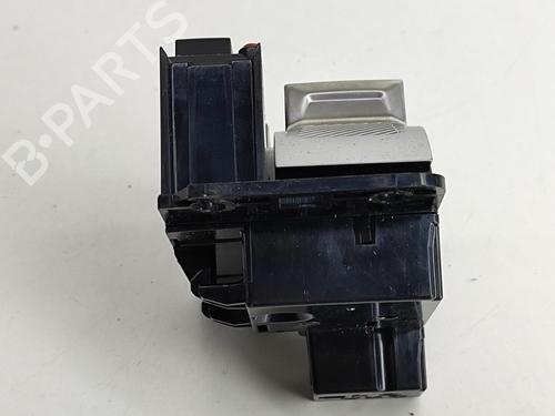 Gear lever PEUGEOT 2008 II (UD_, US_, UY_, UJ_, UR_, UC_) 1.2 Hybrid 136 (URHPYC, USHPY) | BP28553065M90