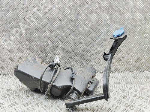 Used Windscreen washer tank Windscreen washer tank 34630715 34630715
