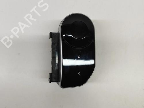 Used Steering wheel controls LAND ROVER RANGE ROVER VELAR (L560) 2.0 D240 SD4 4x4 (241 hp) 16194778