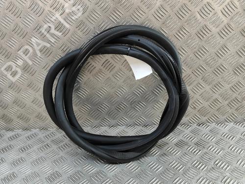 rubber-door-seal-mercedes-benz-c-class-w206-2021-28565892 main image
