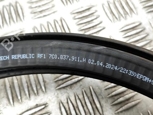 Gummiliste MAN TGE Van 2.0 TDI (01V, 03V, 36V, UYB, UYC, UYD) | BP31976965C142