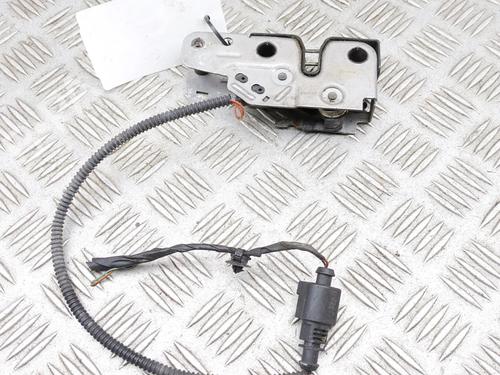 Fechadura do capot Fechadura do capot PORSCHE PANAMERA (971) 3.0 4 (97ABA1, 97BBA1) (330 hp) 39073648 39073648