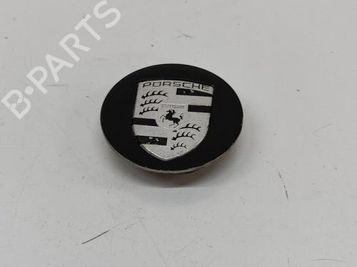 Used Hub cap PORSCHE BOXSTER (986) 2.5 (204 hp) 28435325