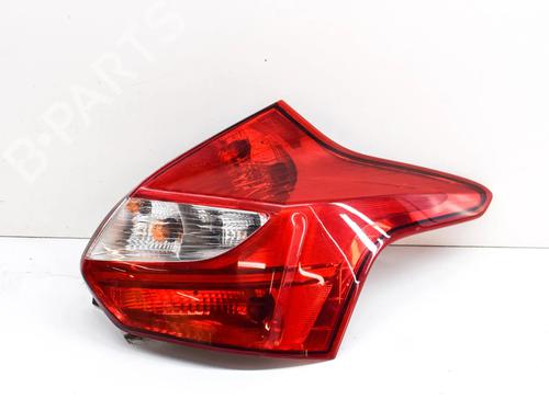 Used Right taillight FORD FOCUS III 1.0 EcoBoost (100 hp) 14652737