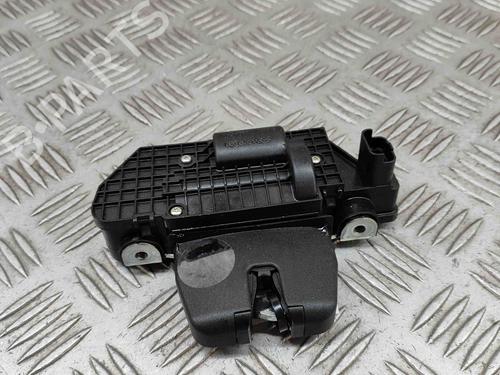 Tailgate lock PEUGEOT 2008 II (UD_, US_, UY_, UJ_, UR_, UC_) 1.2 Hybrid 136 (URHPYC, USHPY) | BP28553016C101 