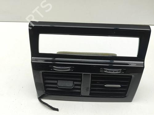 Used Air vent Air vent VW TOUAREG (CR7, RC8) 3.0 eHybrid 4motion (381 hp) 33382030 33382030