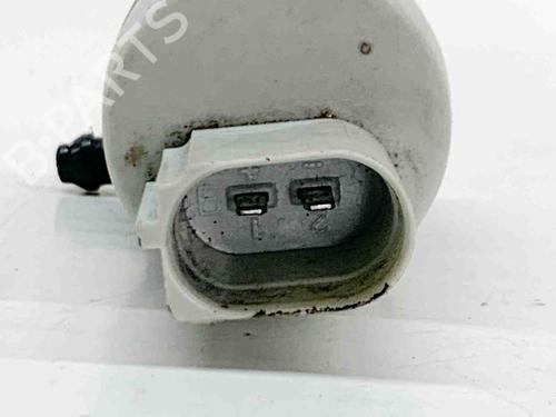 Washer pump MINI MINI Convertible (F57) Cooper S | BP14621427E24 