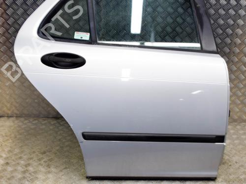 Portier rechts achter SAAB 9-5 Estate (YS3E) 2.3 Turbo (250 hp) 8624410