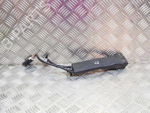 Engate do cinto TESLA MODEL S (5YJS) P85 (421 hp) 14617956