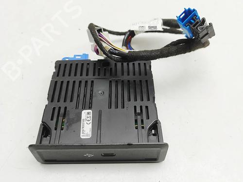 Used Electronic module Electronic module MERCEDES-BENZ GLE (V167) GLE 300 d 4-matic (167.109) (269 hp) 35983513 35983513