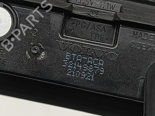 Switch VOLVO V60 II (225) B6 Mild-Hybrid AWD | BP31626718I30