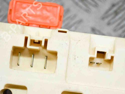 Fuse box LEXUS LS (_F2_) 400 (UCF20_, UCF20R) | BP9227937E1