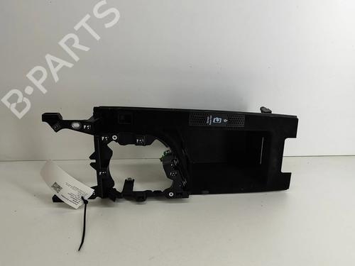 Used Middle console PORSCHE TAYCAN Cross Turismo (Y1B) 4S Performance Battery Plus (Y1BDB1) (571 hp) 27772944