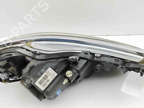 Left headlight TOYOTA AURIS Estate (_E18_) 1.8 Hybrid (ZWE186_, ZWE186R, ZWE186H) | BP29510947C28 