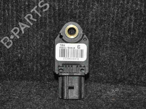 Sensor electrónico TOYOTA YARIS (_P9_) 1.4 D-4D (NLP90_, NLP90R) (90 hp) 6720948