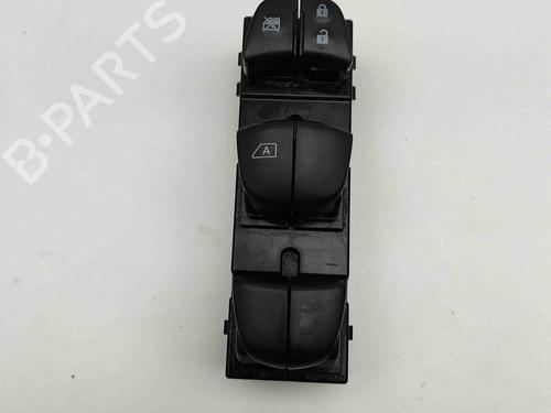 Used Left front window switch NISSAN LEAF (ZE0) Electric (109 hp) 26410565
