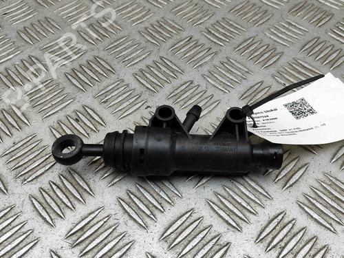 Used Clutch slave cylinder BMW X1 (F48) sDrive 18 d (150 hp) 29730979