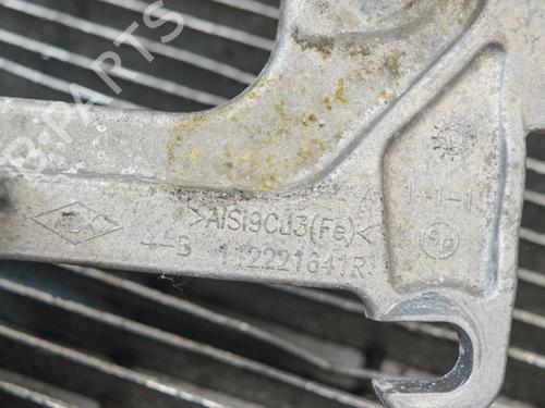 Used Support NISSAN QASHQAI II (J11, J11_) 1.2 DIG-T (115 hp) 6753346