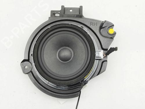 speaker-land-rover-defender-station-wagon-l663-2019-32525586 main image