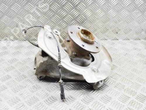 Used Left front steering knuckle BMW i3 (I01) Electric (170 hp) 15551357