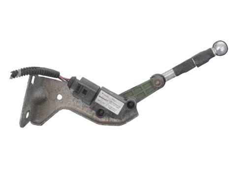 Elektronisk sensor TESLA MODEL S (5YJS) 85 | BP30251244M84