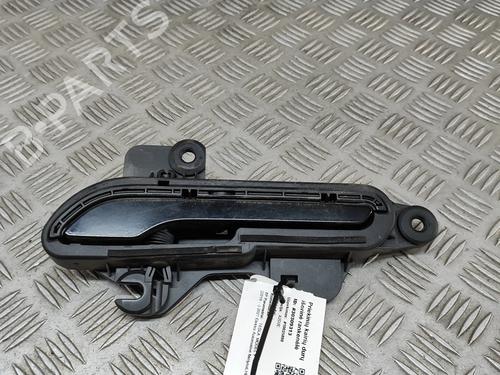 Used Front left exterior door handle TESLA MODEL Y (5YJY) EV Performance All-wheel Drive (534 hp) 31297049