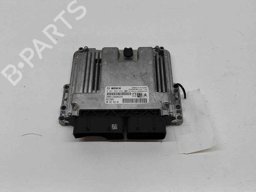 Used Engine control unit (ECU) PEUGEOT 5008 II (MC_, MJ_, MR_, M4_) 1.5 BlueHDi 130 (MCYHZJ, MCYHZR, MCYHZX) (131 hp) 28676405