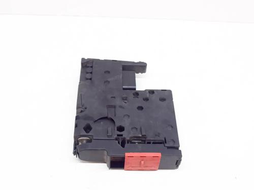 Used Fuse box Fuse box MERCEDES-BENZ E-CLASS Convertible (A207) E 350 CDI (207.423) (265 hp) 33847035 33847035
