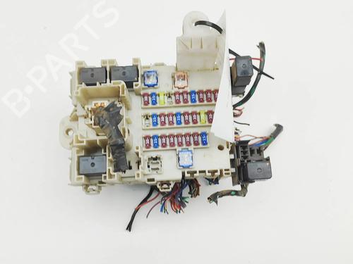 Used Fuse box Fuse box 38731721 38731721