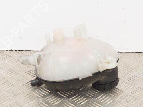 Used Expansion tank MERCEDES-BENZ C-CLASS (W205) C 220 BlueTEC / d (205.003) (163 hp) 29007818