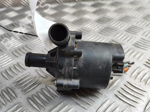 Used Auxiliary water pump TESLA MODEL X (5YJX) P100D AWD (772 hp) 28435581