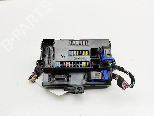 Used Fuse box IVECO DAILY VI Platform/Chassis 35S21, 35C21, 40C21, 45C21, 50C21, 60C21, 65C21, 70C21 (205 hp) 31903273