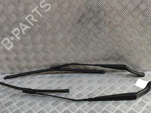 Used Front wipers mechanism AUDI A3 Sportback (8VA, 8VF) 1.4 TFSI e-tron (150 hp) 27331324