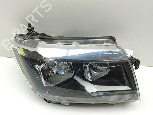 Used Right headlight Right headlight VW CRAFTER Platform/Chassis (SZ_) 2.0 TDI RWD (SZB, SZC, SZD, SZH, SZI, SZO, SZP, SZQ, SZU... (140 hp) 33381700 33381700