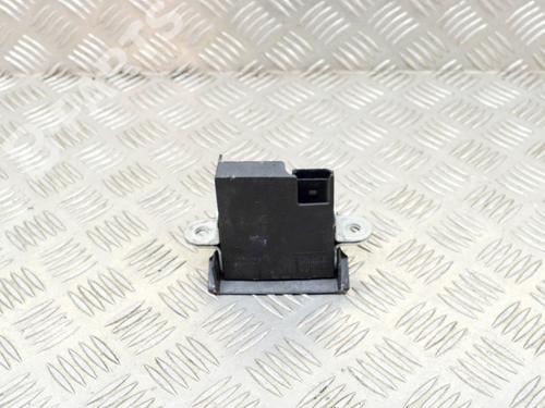 Used Tailgate lock Tailgate lock VW GOLF VII (5G1, BQ1, BE1, BE2) 2.0 GTI (220 hp) 8836301 8836301