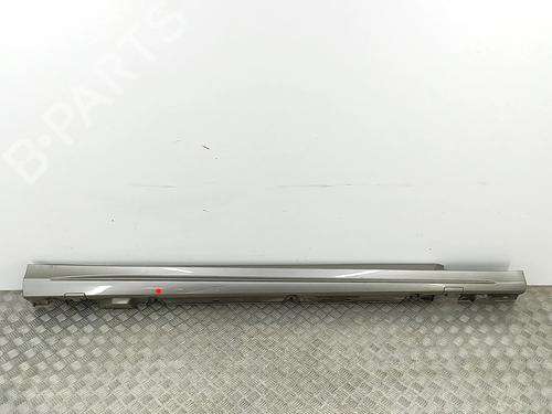 Used Right sideskirt Right sideskirt 36044371 36044371