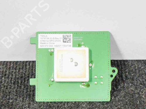 Used Antenna/Base TESLA MODEL 3 (5YJ3) EV AWD (351 hp) 27748199
