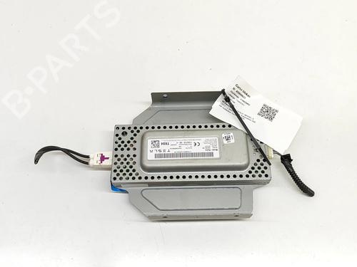 Used Electronic module Electronic module TESLA MODEL X (5YJX) P100D AWD (772 hp) 25218007 25218007